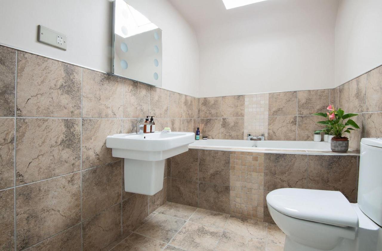 Unique 2 Bedroom In Flat Kirriemuir - Scotland Kültér fotó